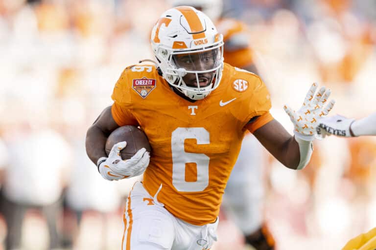 ORLANDO, FL - January 01, 2024 - Running back Dylan Sampson #6 of the Tennessee Volunteers during the 2023 Cheez-It Citrus Bowl between the Iowa Hawkeyes and the Tennessee Volunteers at Camping World Stadium in Orlando, FL. Photo By Andrew Ferguson/Tennessee Athletics